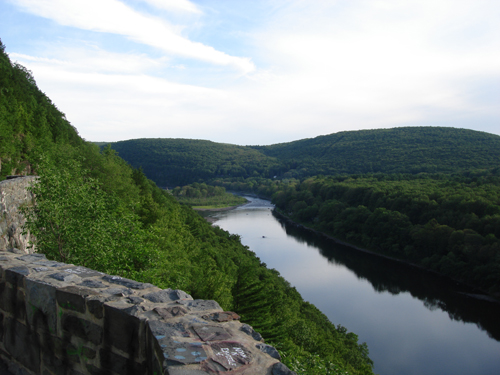 View of the upper Delaware River from Hawks Nest Overlook in N.Y. Photo by Jaclyn Rupert.